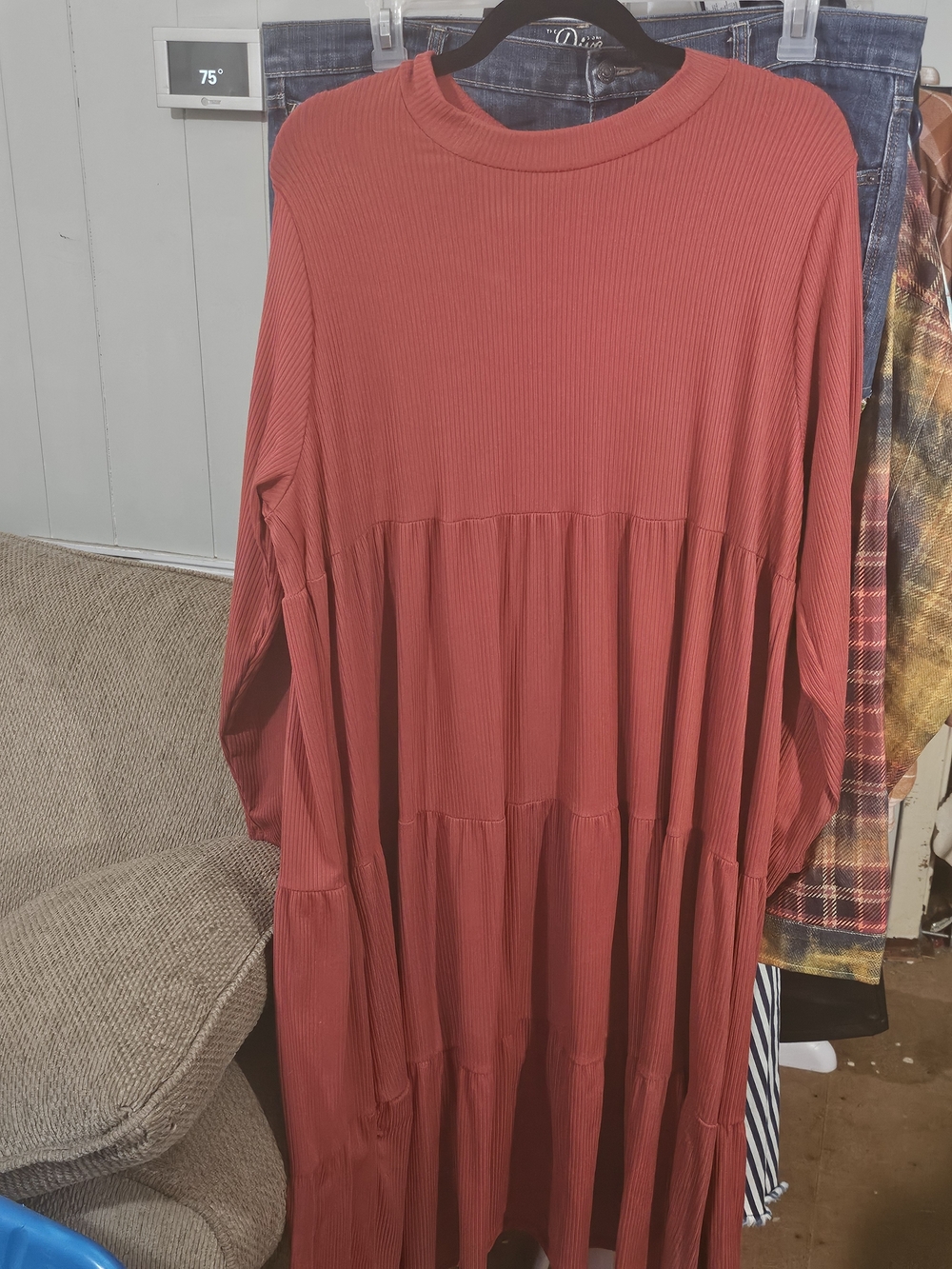 Women’s Long Tiered Ribbed Dress - Rust Red
